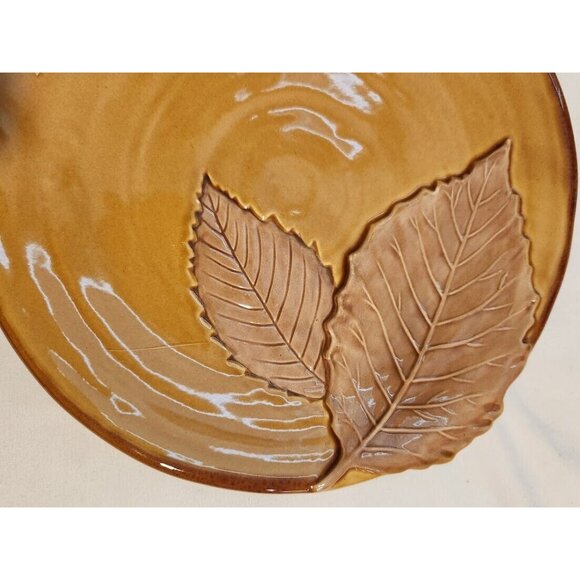 Vintage Linens N Things Embossed Tan Leaf Salad Plates x2 - Picture 5 of 9